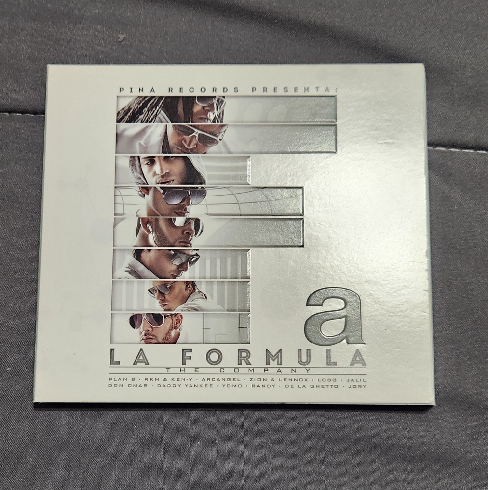 La Formula: The Company